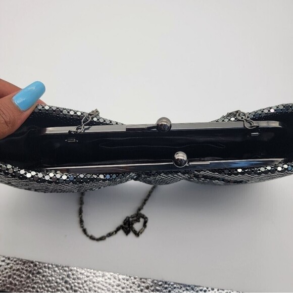 Lulu Townsend Gray Silver Metallic Chainmail Cocktail Evening Bag Clutch - Picture 5 of 7